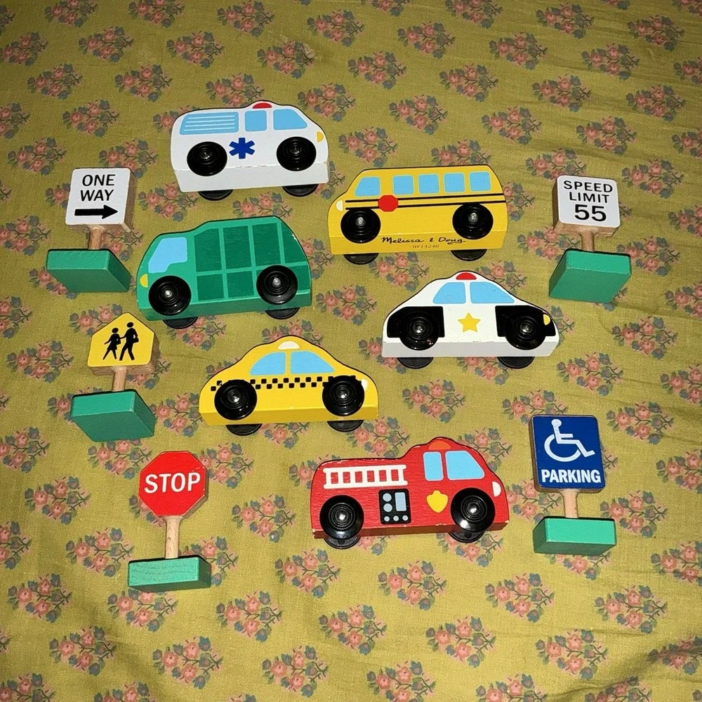 Melissa & Doug‎ Wooden Vehicles and Traffic Signs Playset Bus Police Fire truck